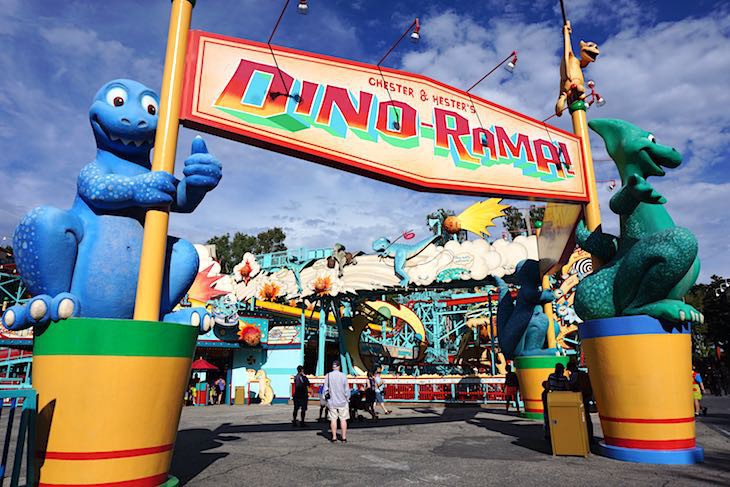 Dino_Rama_sign.jpg