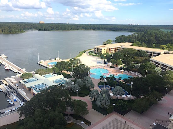 Contemporary One-bedroom Suite Bay Lake View.jpg