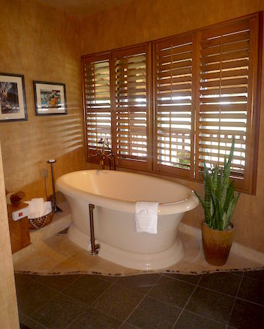 Royal Assante bath.jpg