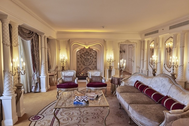 Beauty & The Beast Signature Suite Disneyland Hotel