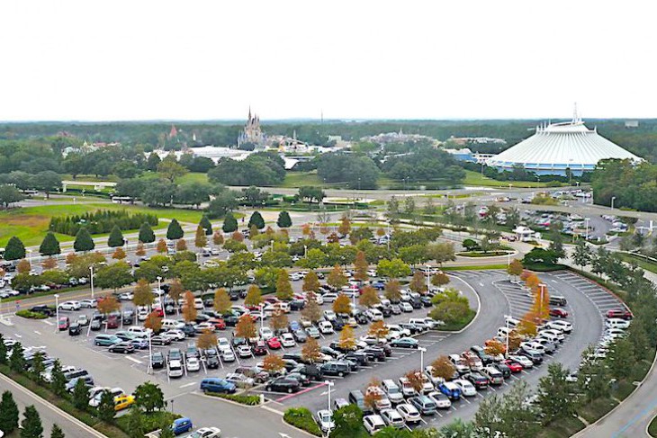 Theme Park View Villas overlook Magic Kingdom and a parking area as well