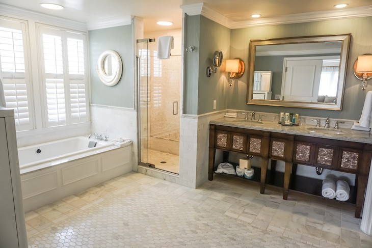 Presidential Newport Suite Master Bath