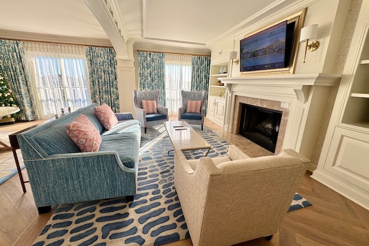 Presidential Newport Suite Living Room
