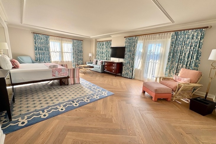 Presidential Newport Suite Primary Bedroom