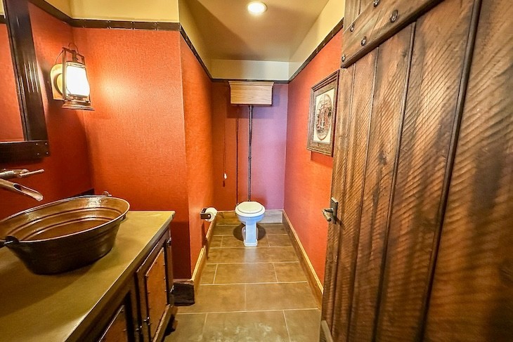 Big Thunder Suite Half Bath