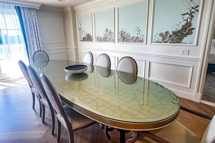 Sonora Suite dining room