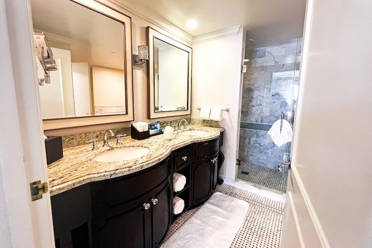 Sonora Suite's Primary Bath