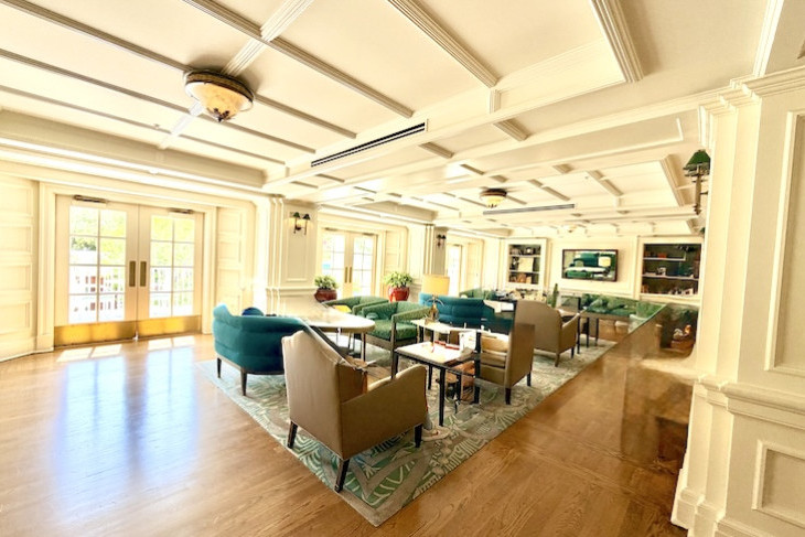Belle Vue Lounge at Disney's Boardwalk Inn