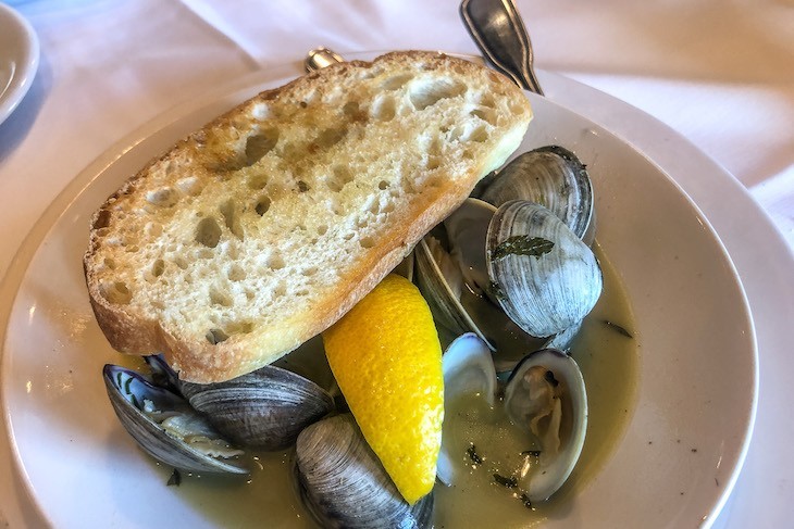 Steamed Middleneck Clams