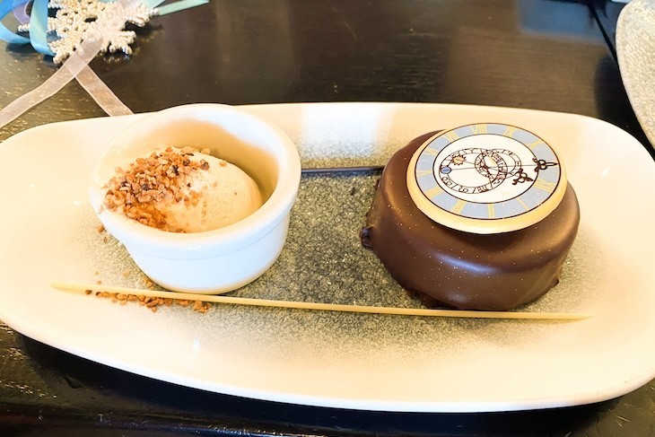 The Clock Strikes Twelve dessert