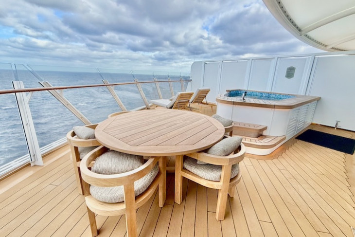 Concierge 2-Story Royal Suite (Hero Suite) with Verandah