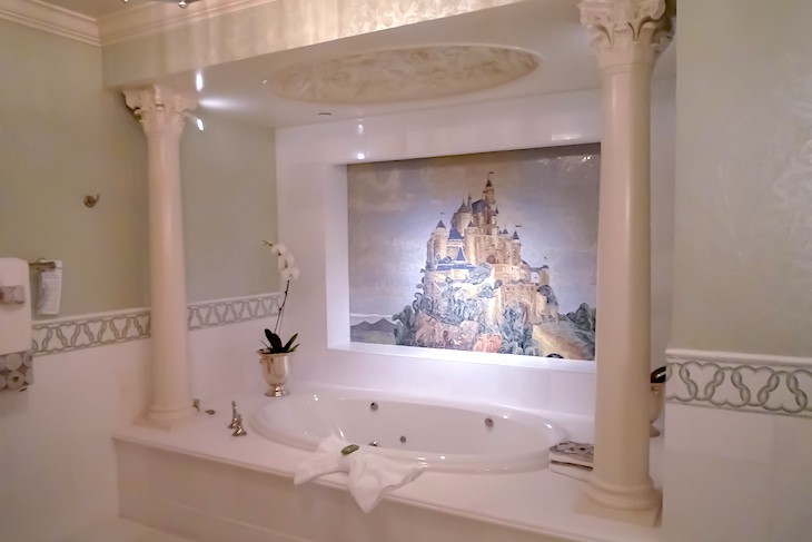 Fairy Tale Suite's Bath