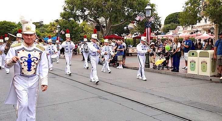 Spontaneous marching band on Main Street