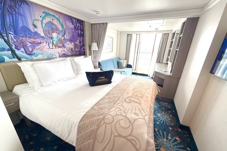 Deluxe Oceanview Stateroom with Verandah