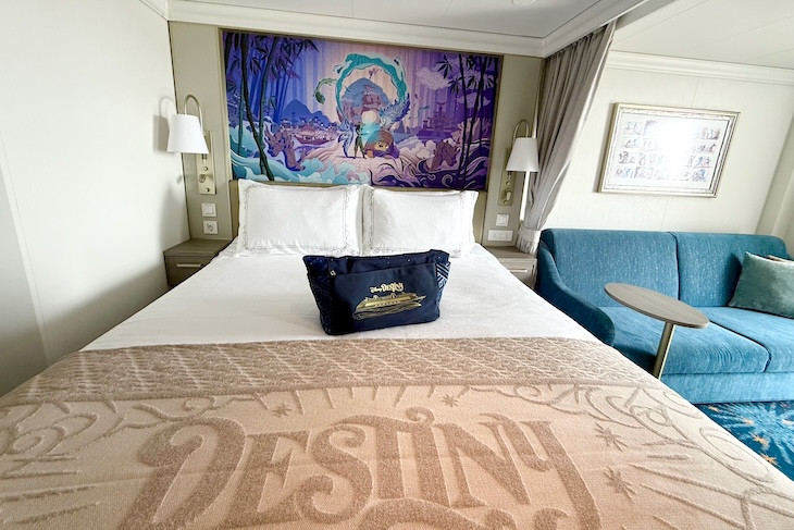 Deluxe Oceanview Stateroom with Verandah