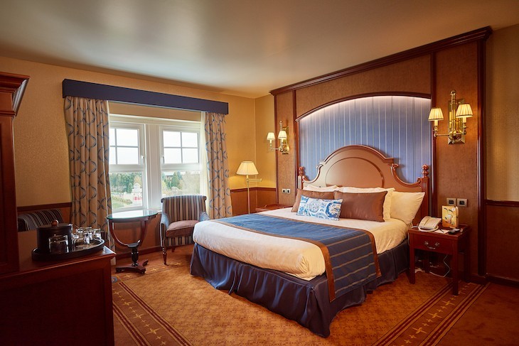 Disney Newport Bay Club® Presidential Suite master bedroom