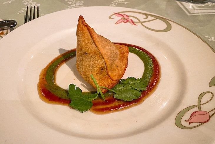 Sri Sumbhajee’s Vegetable Samosa