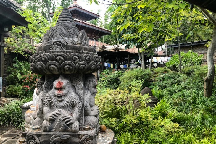 An interesting queue for Expedition Everest