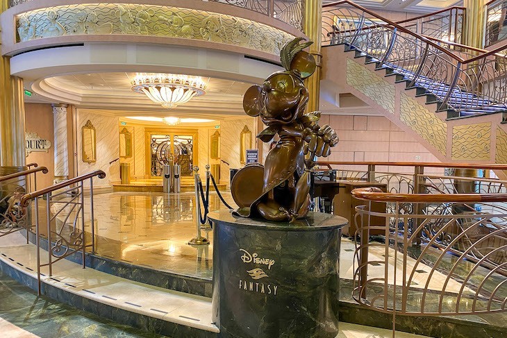 Minnie presides over the Disney Fantasy atrium lobby