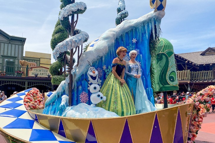 Everyone adores the afternoon Festival of Fantasy Parade!