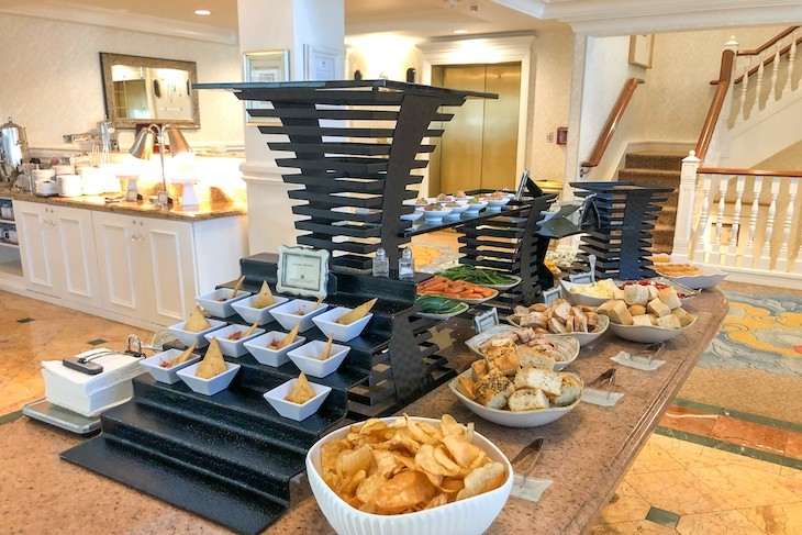 Afternoon snack at Royal Palm Club lounge