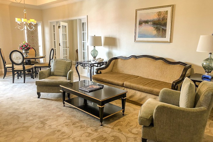Victorian Suite living area