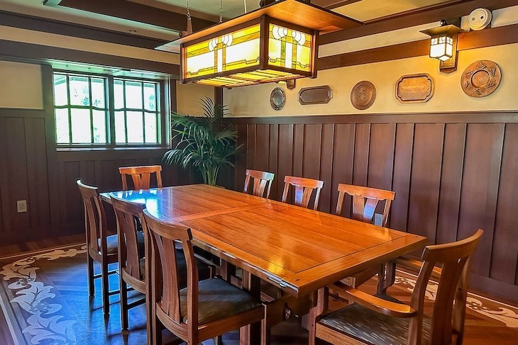 Arroyo Suite Dining room