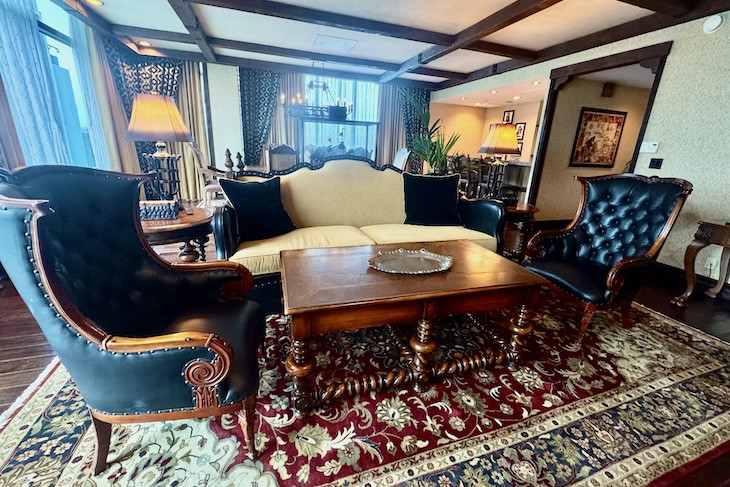 Pirates of the Caribbean Suite Living Room