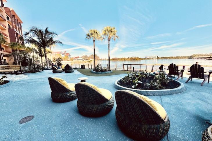 Island Tower's beautiful outdoor area