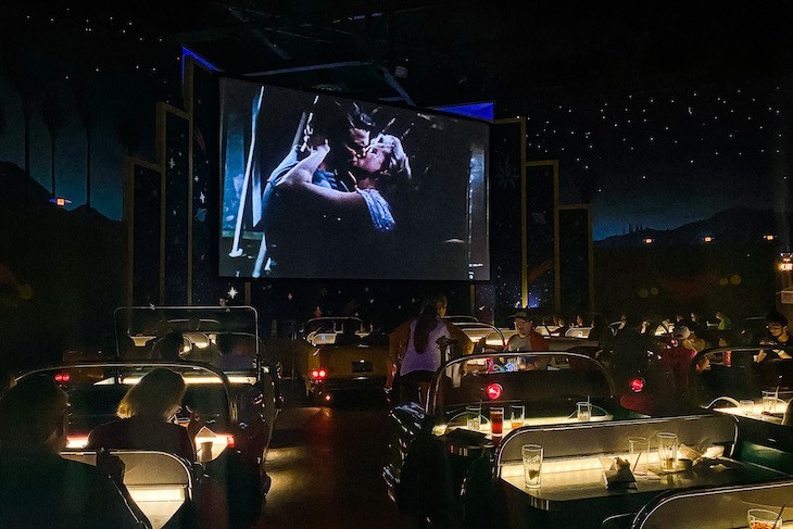 Sci-Fi Dine-In Theater Restaurant