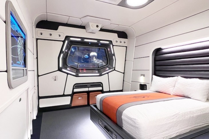 Galaxy Class Suite bedroom