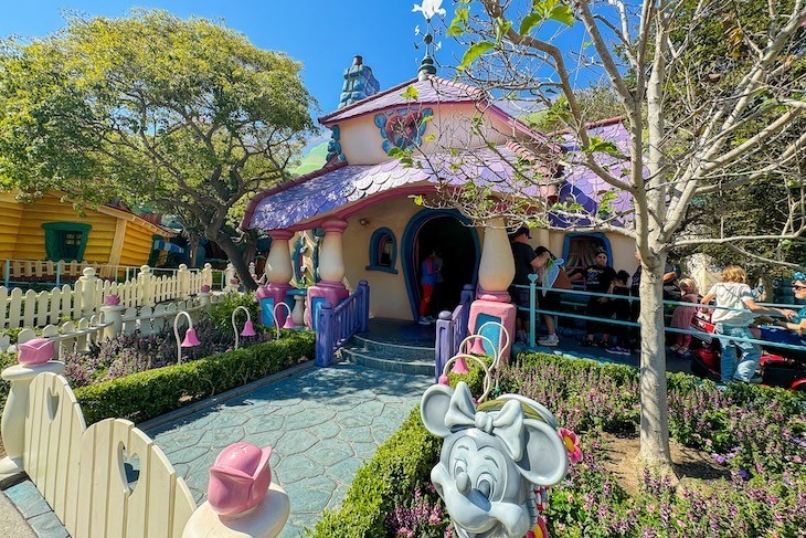 Welcome to MInnie's House 