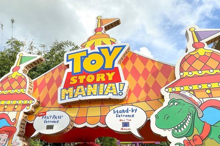 Toy Story Mania!® entrance