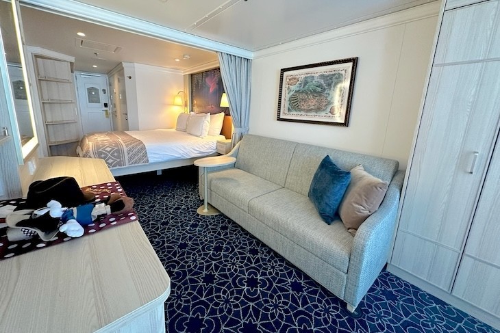 Deluxe Family Oceanview Stateroom with Verandah