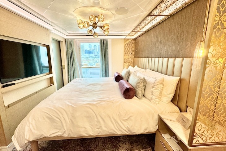 2-Story Rajah Royal Suite guest bedroom