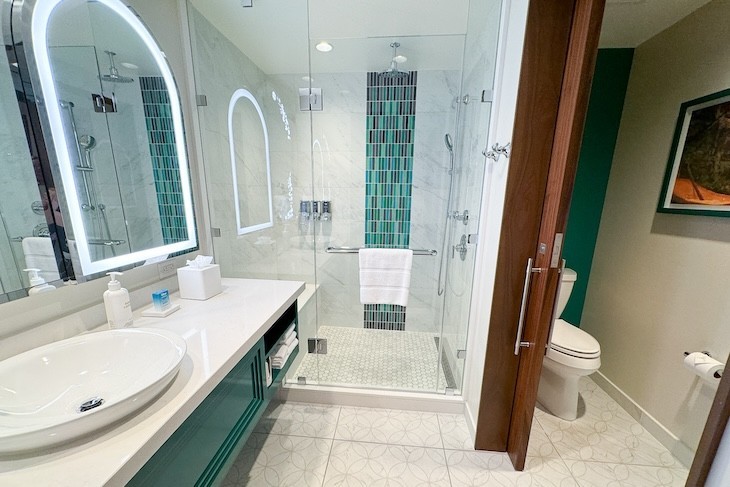 2 Bedroom Villa Connecting Deluxe Studio