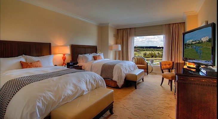 Deluxe Double Queen Guest Room