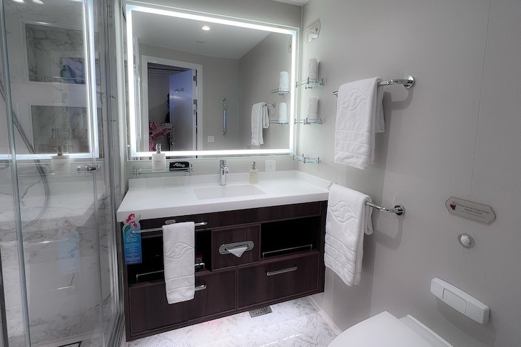 disney cruise wish royal suite Concierge 1-Bedroom Suite with Verandah guest bath off living room