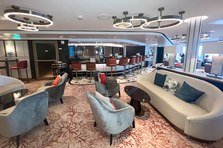 Concierge Lounge offers gorgeous seating throughout